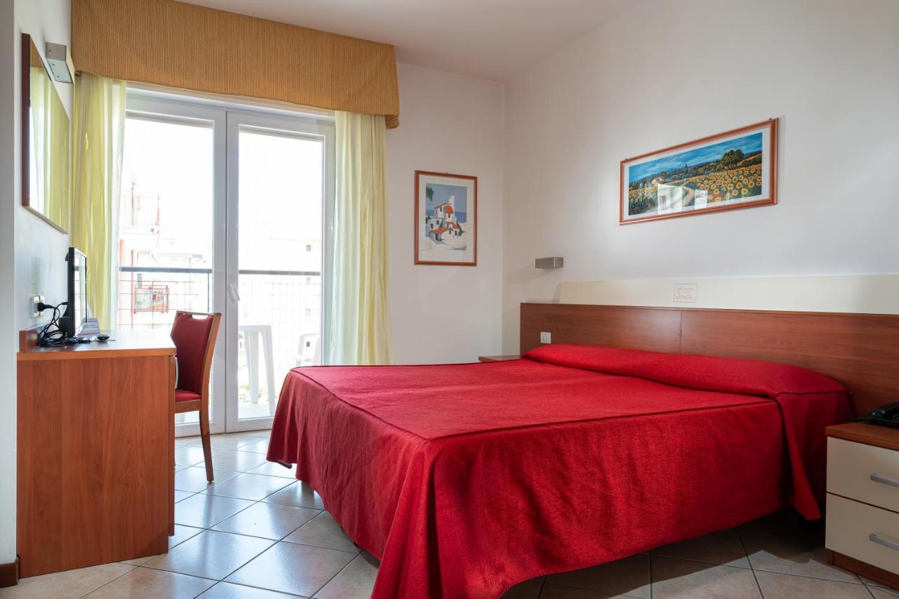 Hotel Sheila Lido di Jesolo Exterior photo